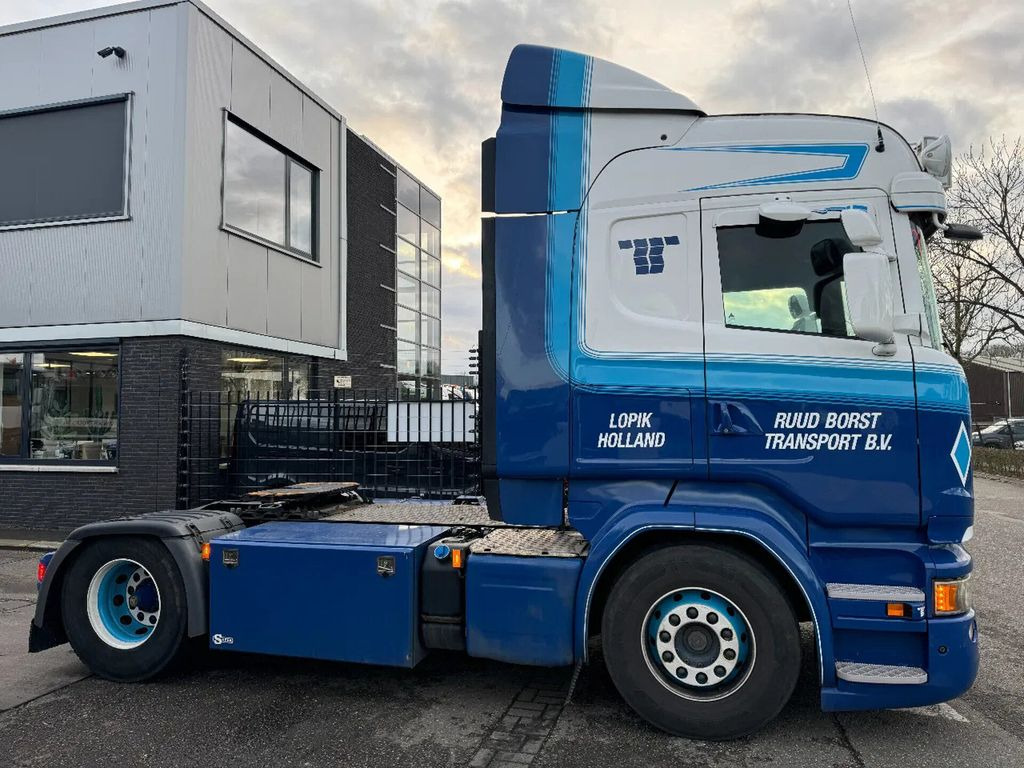 Scania R410 4X2 EURO 6 SPECIAL INTERIOR - Tahač: obrázek 4 Scania R410 4X2 EURO 6 SPECIAL INTERIOR - Tahač: obrázek 4