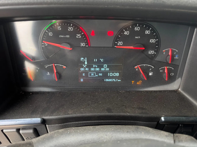 Tahač Volvo FH 13.460 6X2 LIFTING / STEERING AXLE: obrázek 13