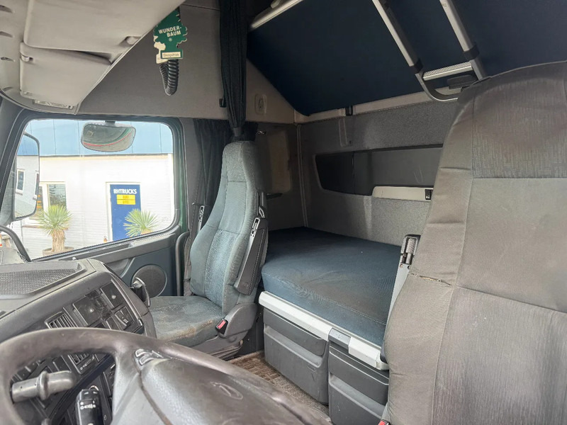 Tahač Volvo FH 13.460 6X2 LIFTING / STEERING AXLE: obrázek 10