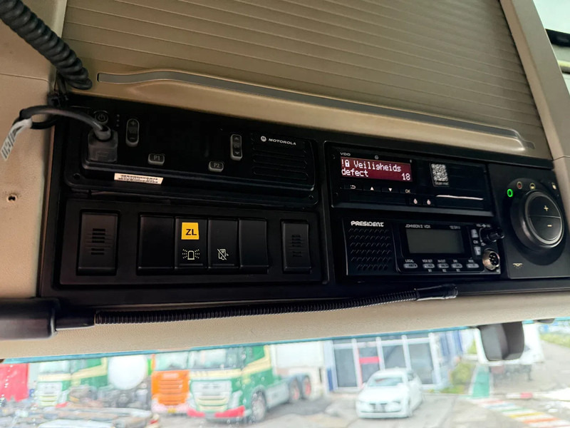 Tahač Volvo FH 4 540, 8X4, 700410 KM, INTARDER TUV 12-02-2026: obrázek 17