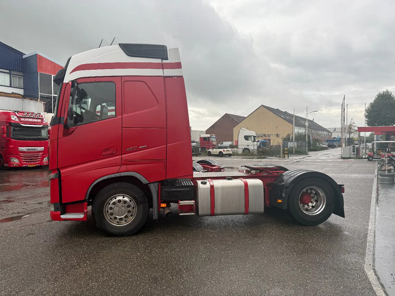 Volvo FH 460 4X2 EURO 6 ALCOA 2 UNITS I PARK COOL STANDKLIMA - Tahač: obrázek 5 Volvo FH 460 4X2 EURO 6 ALCOA 2 UNITS I PARK COOL STANDKLIMA - Tahač: obrázek 5