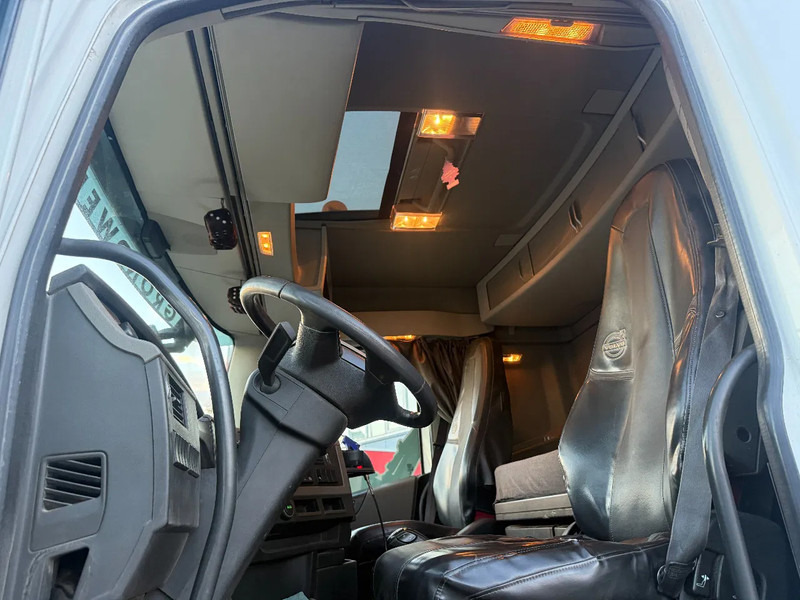 Tahač Volvo FH 500 6X4 - BIG AXLES - EURO 6 + TIPPER HYDRAULICS: obrázek 10