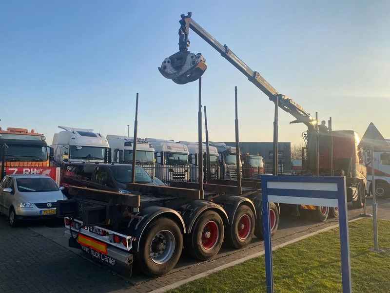 Volvo FH 540 6X4 EURO 6 + EPSILON S260Z96 + TRAILER 4 AXLE DOLL - Tahač: obrázek 4 Volvo FH 540 6X4 EURO 6 + EPSILON S260Z96 + TRAILER 4 AXLE DOLL - Tahač: obrázek 4