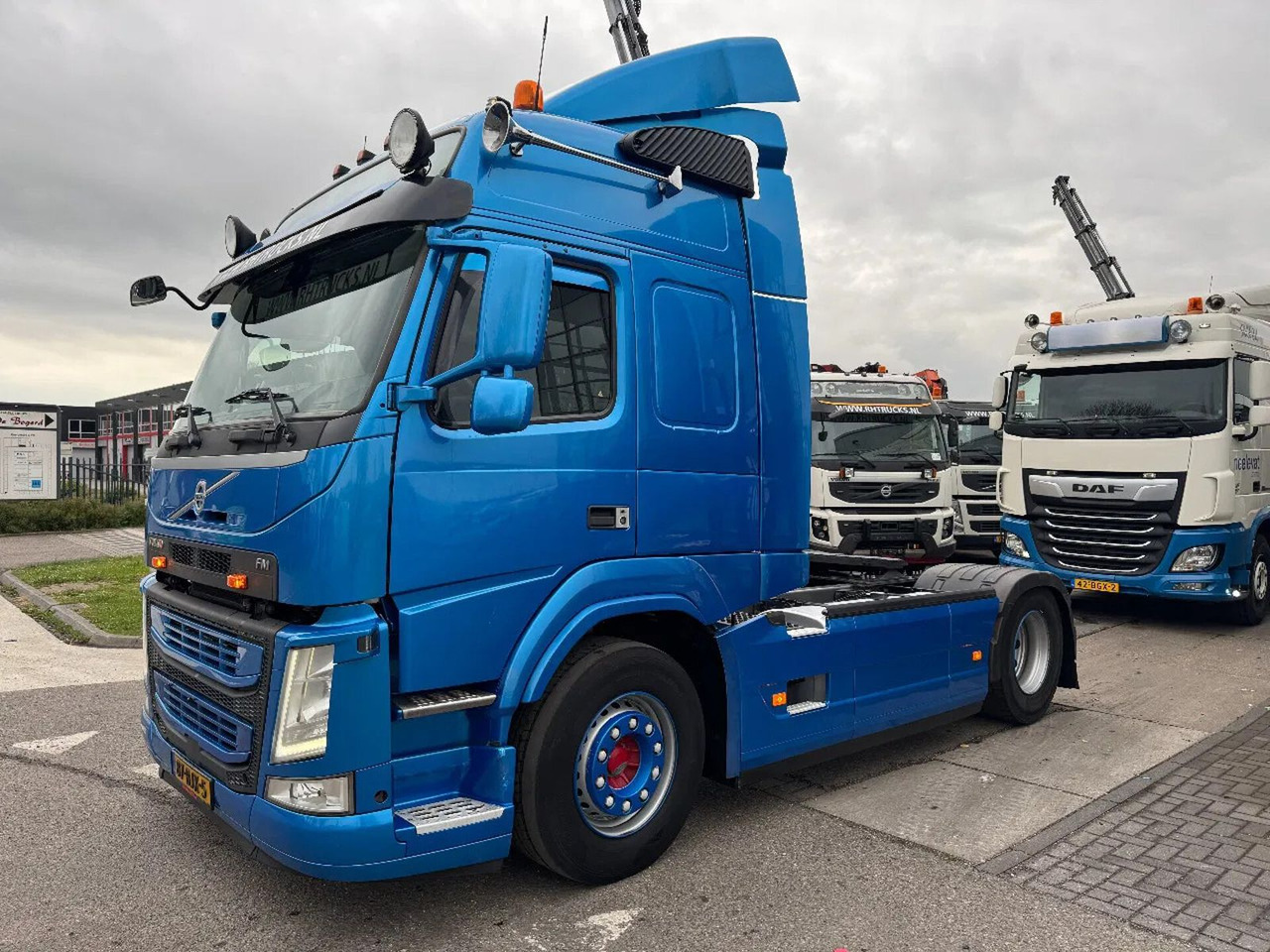 Tahač Volvo FM 370 4X2 SPOILERS EURO 6 SKIRTS HOLLAND TRUCK: obrázek 1