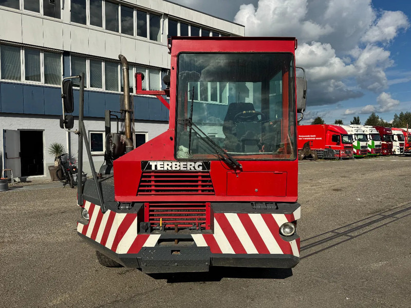 Terberg TT17 TT17 HUB REDUCTION - Terminálový traktor: obrázek 2 Terberg TT17 TT17 HUB REDUCTION - Terminálový traktor: obrázek 2