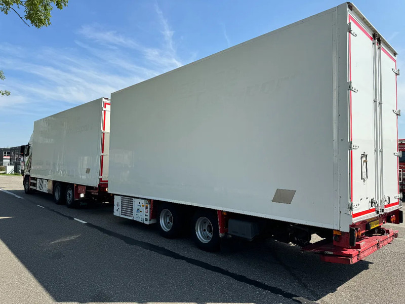 Volvo FH 12.420 6X2 - EURO 3 + HANGER NETAM-FRUEHAUF + THERMOKING + DHOLLANDIA LIFT - Chladírenský nákladní automobil: obrázek 4 Volvo FH 12.420 6X2 - EURO 3 + HANGER NETAM-FRUEHAUF + THERMOKING + DHOLLANDIA LIFT - Chladírenský nákladní automobil: obrázek 4