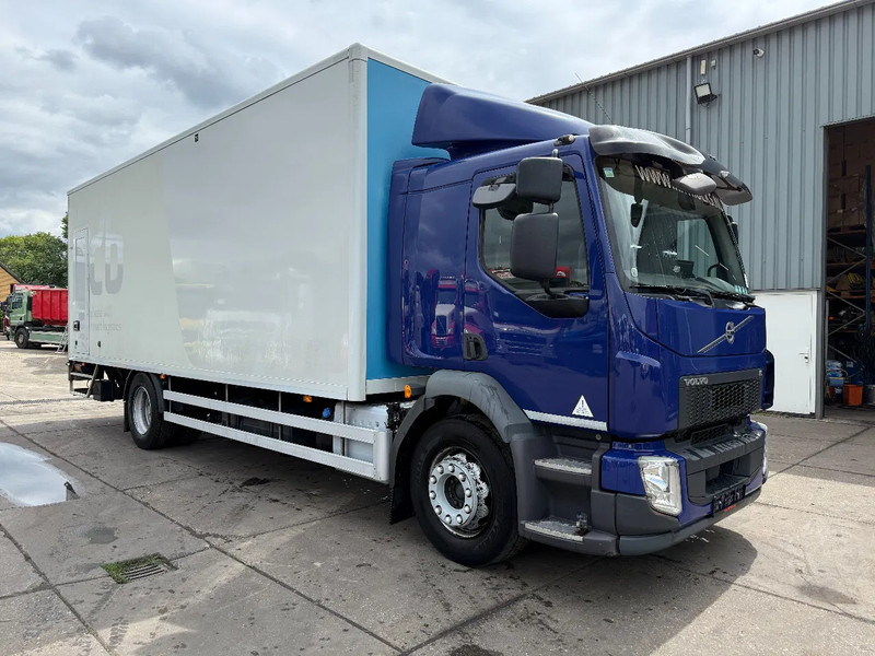 Volvo FL 250 4X2 EURO 6 CARGOLOCK DHOLLANDIA LIFT 360 DEGREES CAMERA - Skříňový nákladní auto: obrázek 4 Volvo FL 250 4X2 EURO 6 CARGOLOCK DHOLLANDIA LIFT 360 DEGREES CAMERA - Skříňový nákladní auto: obrázek 4