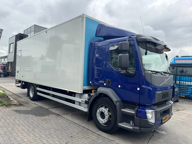 Volvo FL 250 4X2 EURO 6 DHOLLANDIA LIFT + CARGOLOCK TÜV 04-2026 - Skříňový nákladní auto: obrázek 4 Volvo FL 250 4X2 EURO 6 DHOLLANDIA LIFT + CARGOLOCK TÜV 04-2026 - Skříňový nákladní auto: obrázek 4