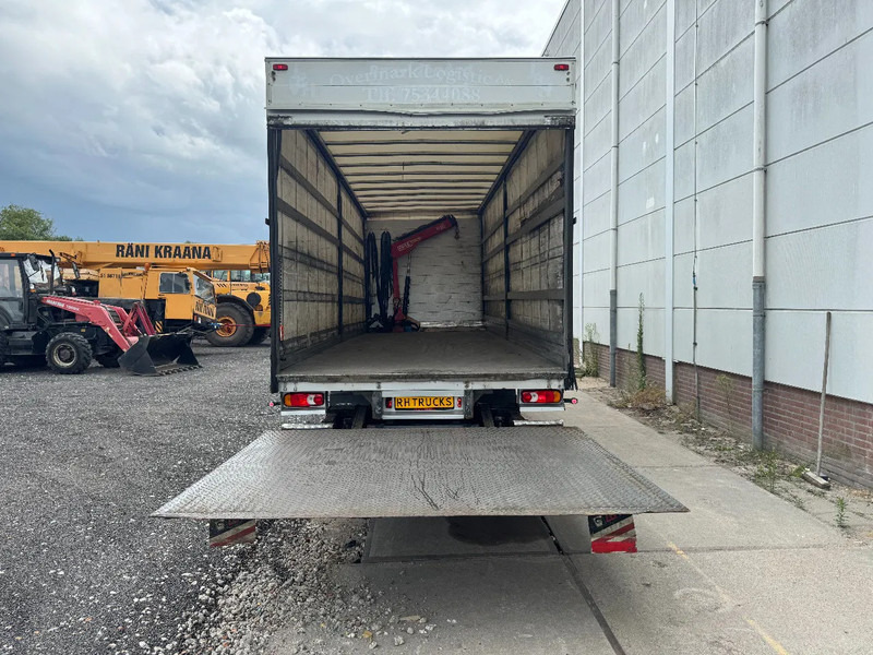 Volvo FL 250 4X2 EURO 6 + FASSI MICRO M25A.12 - Plachtový nákladní auto, Auto s hydraulickou rukou: obrázek 4 Volvo FL 250 4X2 EURO 6 + FASSI MICRO M25A.12 - Plachtový nákladní auto, Auto s hydraulickou rukou: obrázek 4
