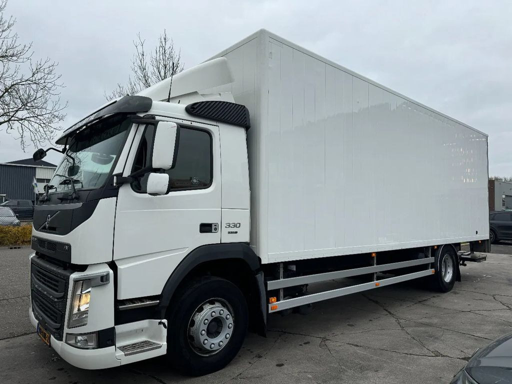 Volvo FM 330 4X2 - EURO 6 + DHOLLANDIA LIFT + ONLY 500 - Skříňový nákladní auto: obrázek 1 Volvo FM 330 4X2 - EURO 6 + DHOLLANDIA LIFT + ONLY 500 - Skříňový nákladní auto: obrázek 1