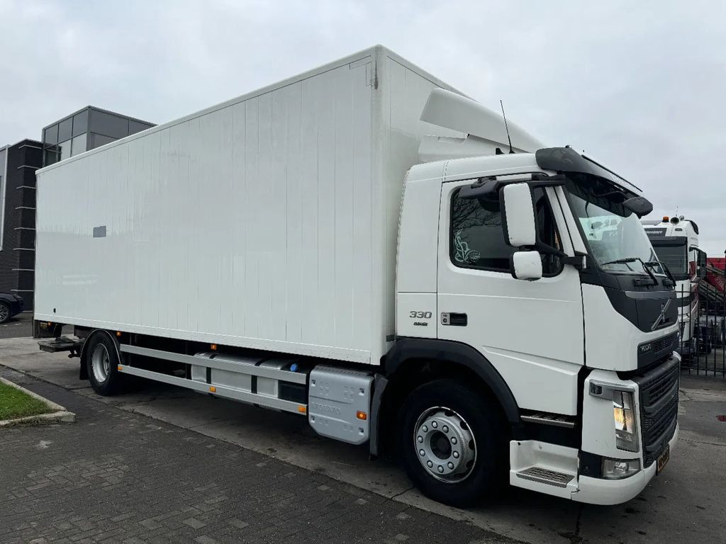 Volvo FM 330 4X2 - EURO 6 + DHOLLANDIA LIFT + ONLY 500 - Skříňový nákladní auto: obrázek 3 Volvo FM 330 4X2 - EURO 6 + DHOLLANDIA LIFT + ONLY 500 - Skříňový nákladní auto: obrázek 3