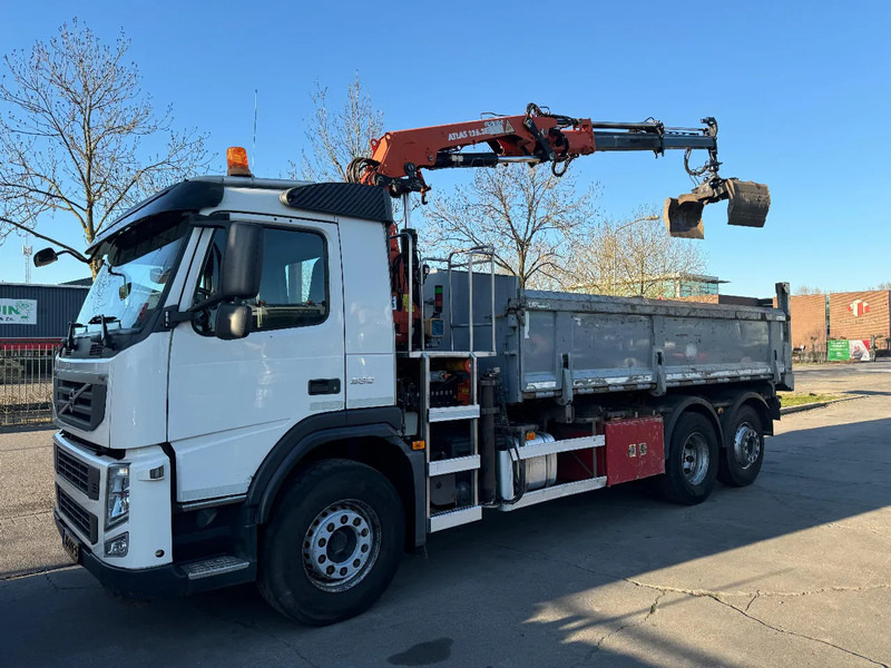 Volvo FM 330 6X2 - EURO 5 + ATLAS 126.3E A2 + REMOTE + LIFT/STEERING AXLE - Sklápěč, Auto s hydraulickou rukou: obrázek 2 Volvo FM 330 6X2 - EURO 5 + ATLAS 126.3E A2 + REMOTE + LIFT/STEERING AXLE - Sklápěč, Auto s hydraulickou rukou: obrázek 2