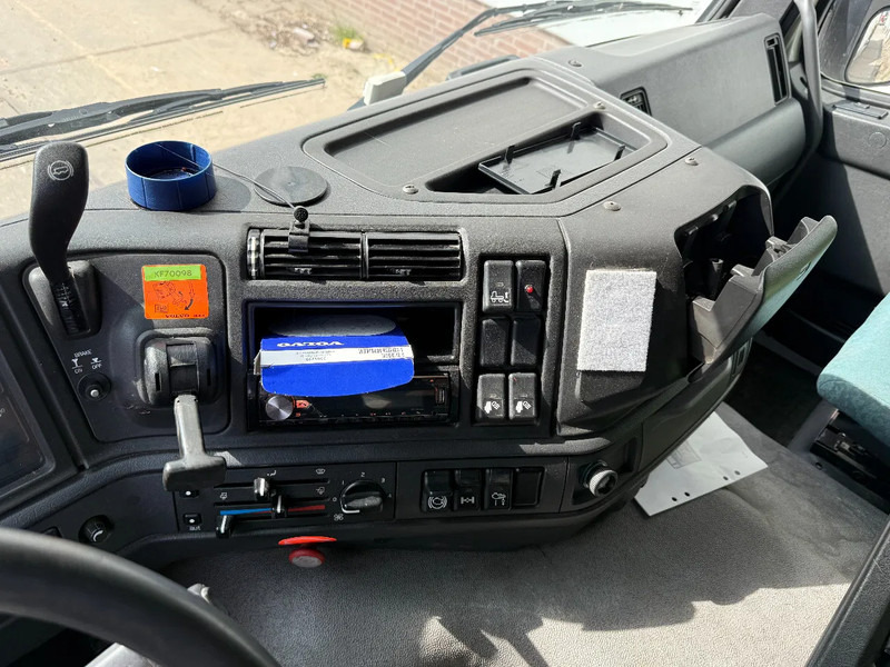 Nákladní automobil valníkový/ Plošinový Volvo FM 7.290 4X2 - EURO 2 + MANUAL GEARBOX: obrázek 11