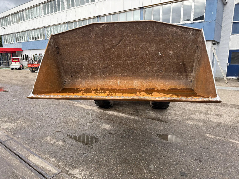 Volvo L120H, CE, 8314 UUR + CDC-STEERING - Kolový nakladač: obrázek 4 Volvo L120H, CE, 8314 UUR + CDC-STEERING - Kolový nakladač: obrázek 4