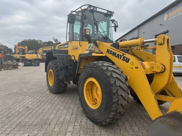 Komatsu WA 320 - Kolový nakladač: obrázek 5 Komatsu WA 320 - Kolový nakladač: obrázek 5
