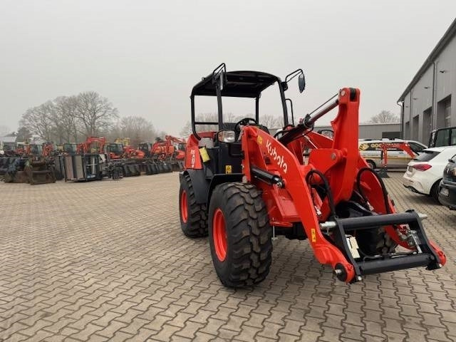 Kubota R 090 - Kolový nakladač: obrázek 5 Kubota R 090 - Kolový nakladač: obrázek 5
