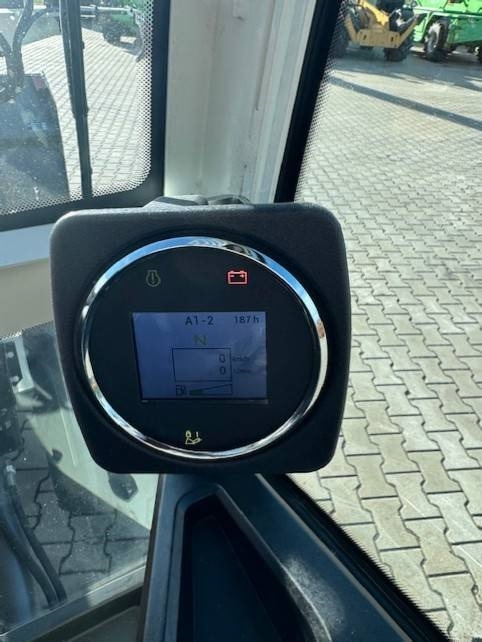 Kolový nakladač LIEBHERR L 504 Compact: obrázek 10 Kolový nakladač LIEBHERR L 504 Compact: obrázek 10