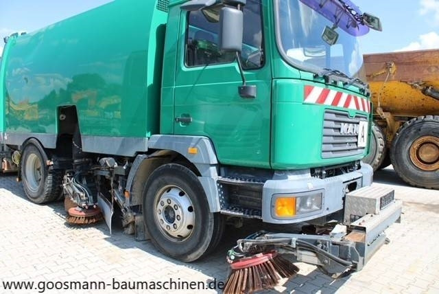 MAN M32 - Zametací vůz: obrázek 2 MAN M32 - Zametací vůz: obrázek 2
