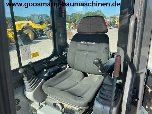 New Holland E 29 B SR - Mini rýpadlo: obrázek 5 New Holland E 29 B SR - Mini rýpadlo: obrázek 5