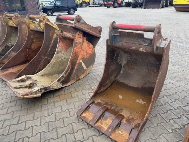 Tiefenlöffel auf OQ 70/55 mehrfach vorhanden - Lžíce na bagr: obrázek 3 Tiefenlöffel auf OQ 70/55 mehrfach vorhanden - Lžíce na bagr: obrázek 3