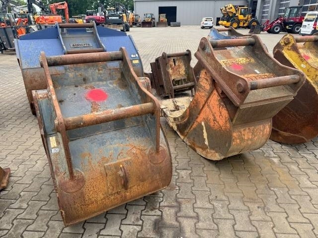 Tiefenlöffel auf OQ 70/55 mehrfach vorhanden - Lžíce na bagr: obrázek 4 Tiefenlöffel auf OQ 70/55 mehrfach vorhanden - Lžíce na bagr: obrázek 4