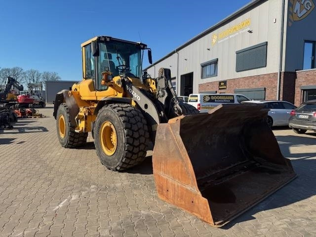 Volvo L 90 F - Kolový nakladač: obrázek 1 Volvo L 90 F - Kolový nakladač: obrázek 1