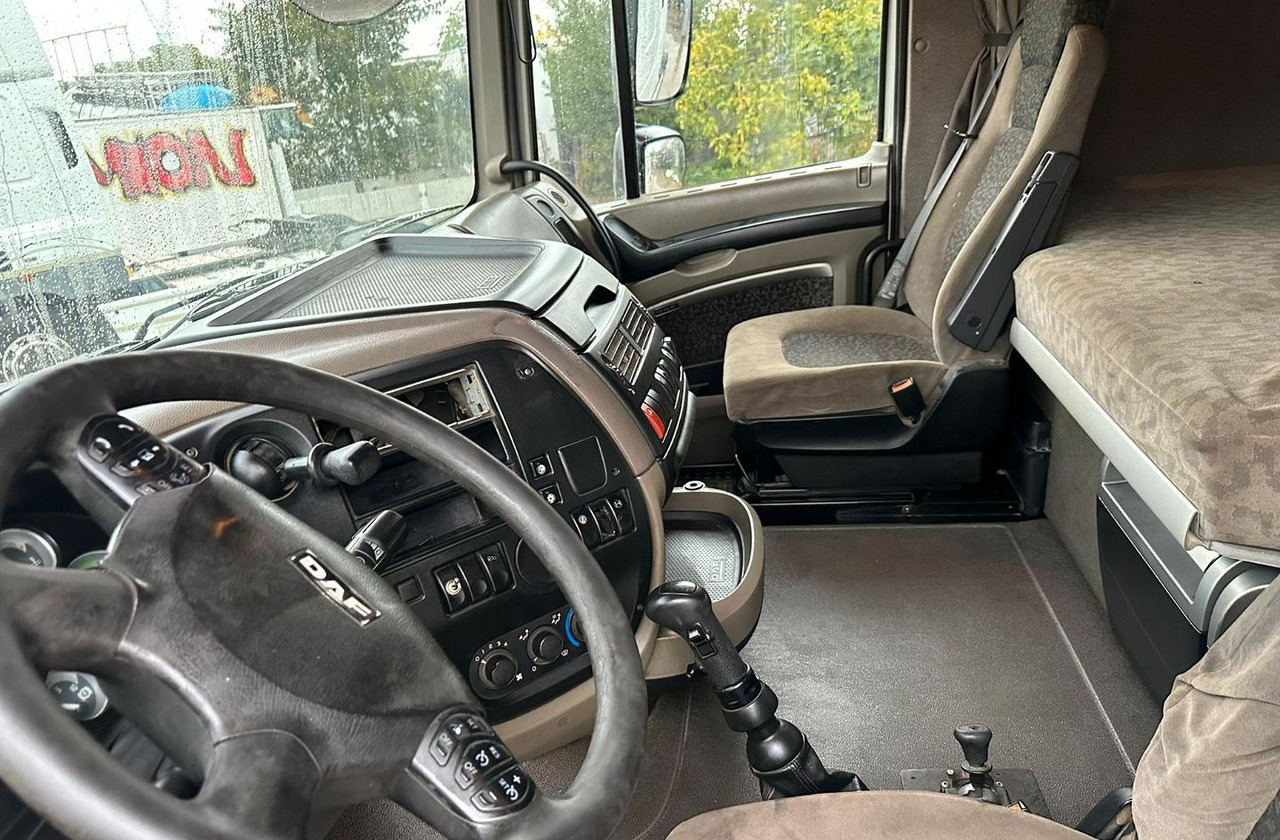 Tahač Trattore Daf XF: obrázek 6