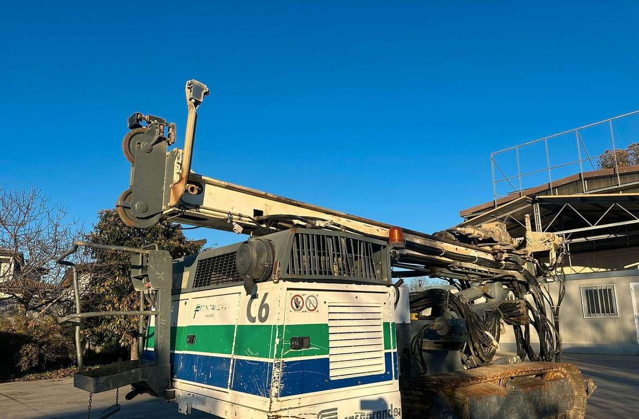 Trivella Casagrande C6 - Vrtná souprava: obrázek 1 Trivella Casagrande C6 - Vrtná souprava: obrázek 1