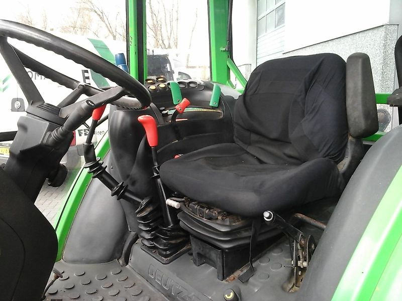 Deutz-Fahr Agroplus 85 - Traktor: obrázek 4 Deutz-Fahr Agroplus 85 - Traktor: obrázek 4