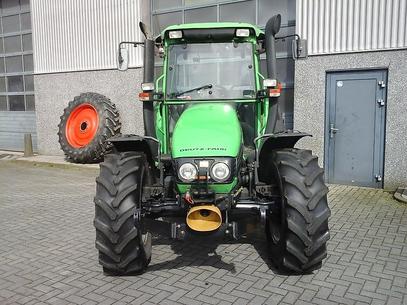 Deutz-Fahr Agroplus 85 - Traktor: obrázek 2 Deutz-Fahr Agroplus 85 - Traktor: obrázek 2