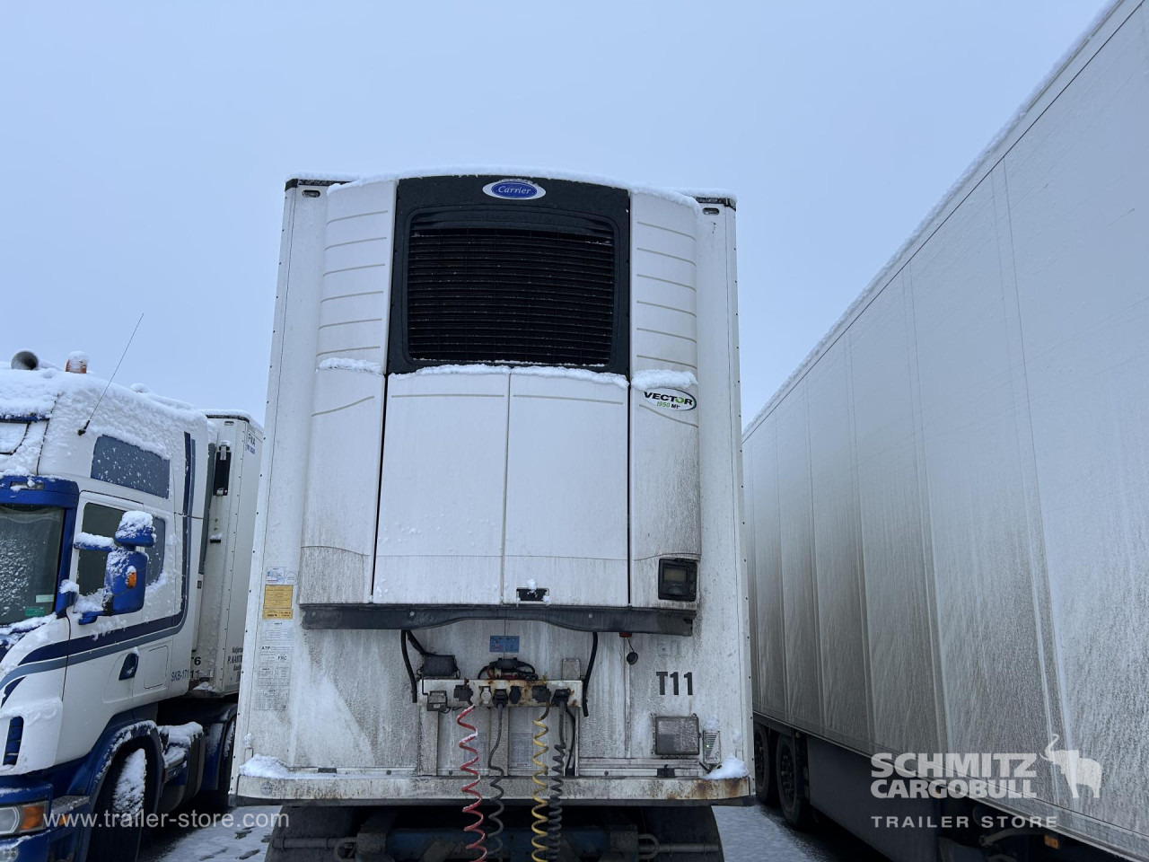 Izotermický návěs SCHMITZ Reefer Multitemp Double deck Taillift: obrázek 1
