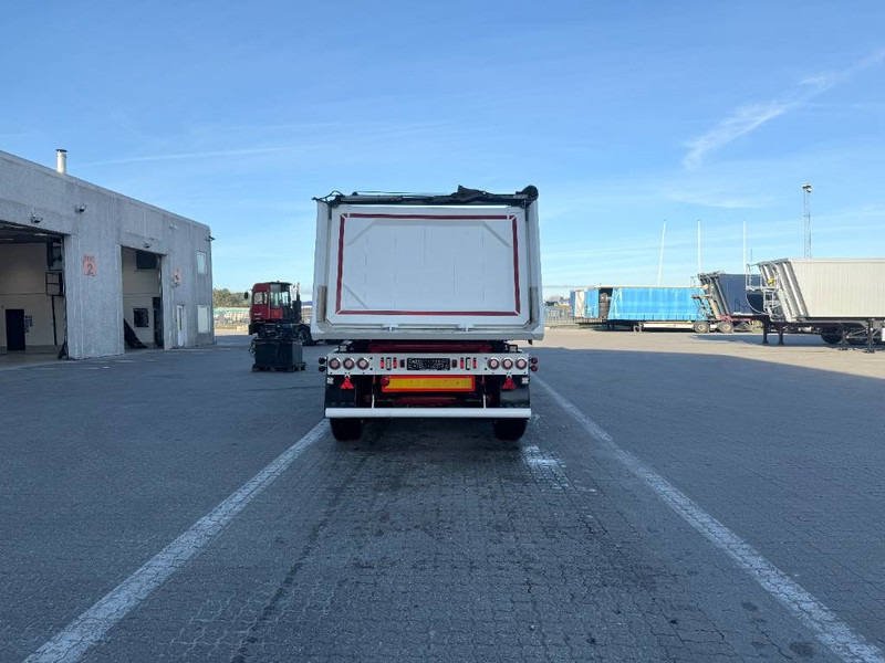 KEL-BERG Tipper / Kipper / Tiptrailer - Sklápěcí návěs: obrázek 5 KEL-BERG Tipper / Kipper / Tiptrailer - Sklápěcí návěs: obrázek 5