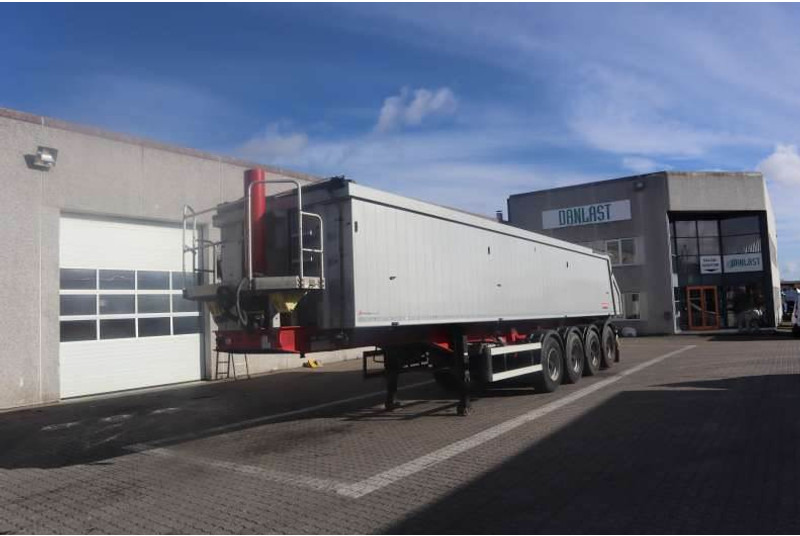 Langendorf 4-axle Tipper/Kipper/Tiptrailer 35 m³ - Sklápěcí návěs: obrázek 1 Langendorf 4-axle Tipper/Kipper/Tiptrailer 35 m³ - Sklápěcí návěs: obrázek 1