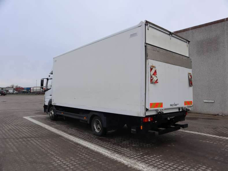 Mercedes-Benz Atego 816L EURO 6 - Skříňový nákladní auto: obrázek 4 Mercedes-Benz Atego 816L EURO 6 - Skříňový nákladní auto: obrázek 4
