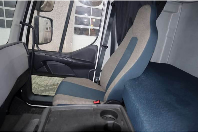 Skříňový nákladní auto Volvo FE 18.320 EURO 6: obrázek 11