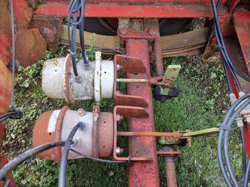 Giant 19.5 Inch - 10 Bolts - Náprava a díly pro Nákladní auto: obrázek 3 Giant 19.5 Inch - 10 Bolts - Náprava a díly pro Nákladní auto: obrázek 3