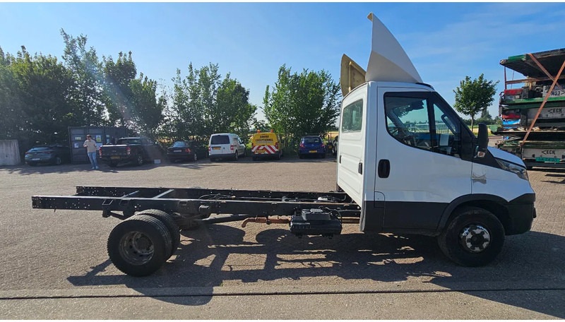 Iveco Daily IS70CI2BA - Podvozek s kabinou: obrázek 4 Iveco Daily IS70CI2BA - Podvozek s kabinou: obrázek 4
