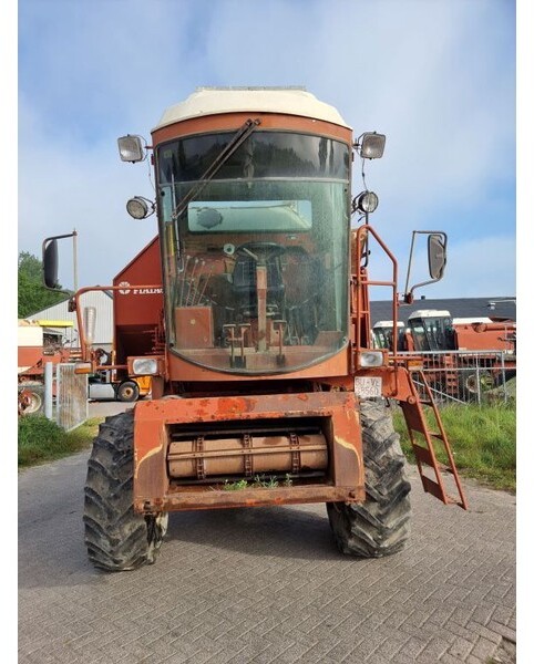 Laverda 3500 - Sklízecí mlátička: obrázek 2 Laverda 3500 - Sklízecí mlátička: obrázek 2