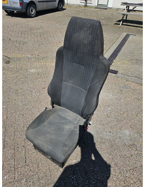 MAN Bijrijderstoel - TGL - Sedaček pro Nákladní auto: obrázek 1 MAN Bijrijderstoel - TGL - Sedaček pro Nákladní auto: obrázek 1