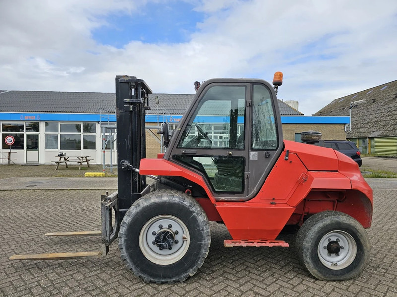 Manitou M 30-2 4ST3B - Vysokozdvižný vozík terénní: obrázek 1 Manitou M 30-2 4ST3B - Vysokozdvižný vozík terénní: obrázek 1