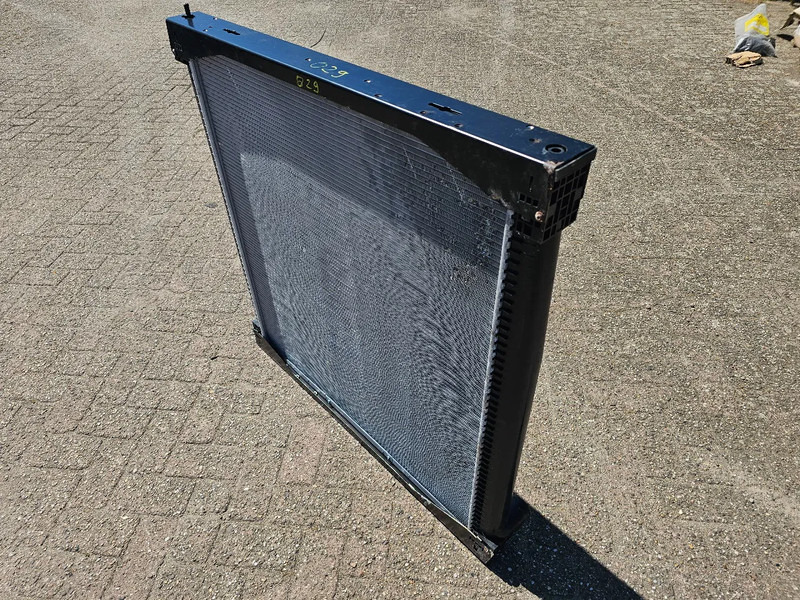 Nissens Scania 10570465 - Cooling Radiator- 64069A - Chladič: obrázek 1 Nissens Scania 10570465 - Cooling Radiator- 64069A - Chladič: obrázek 1