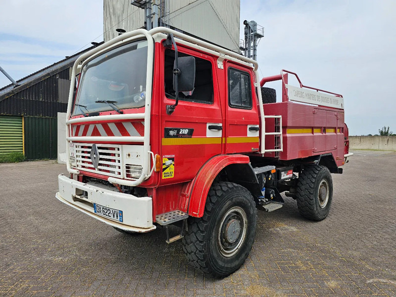 Renault M210 Arbois 3500L - Hasičský vůz: obrázek 1 Renault M210 Arbois 3500L - Hasičský vůz: obrázek 1