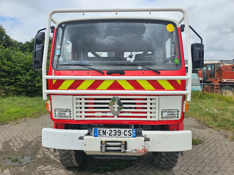 Renault M210 - Hasičský vůz: obrázek 2 Renault M210 - Hasičský vůz: obrázek 2