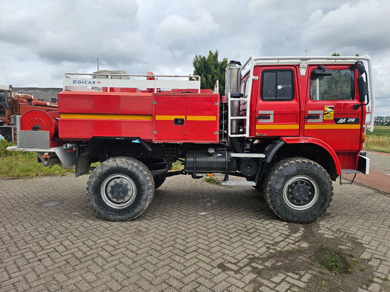 Renault M210 - Hasičský vůz: obrázek 4 Renault M210 - Hasičský vůz: obrázek 4