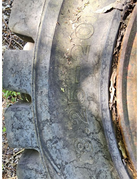 SOLIDE 8.25-20 - Pneumatiky: obrázek 4 SOLIDE 8.25-20 - Pneumatiky: obrázek 4