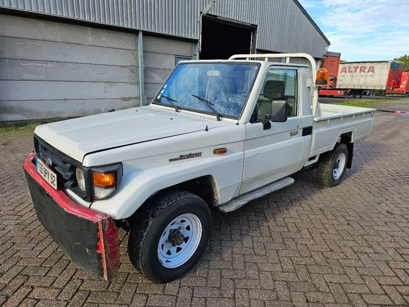 Toyota Land Cruiser LB71MOD - Osobní auto: obrázek 1 Toyota Land Cruiser LB71MOD - Osobní auto: obrázek 1