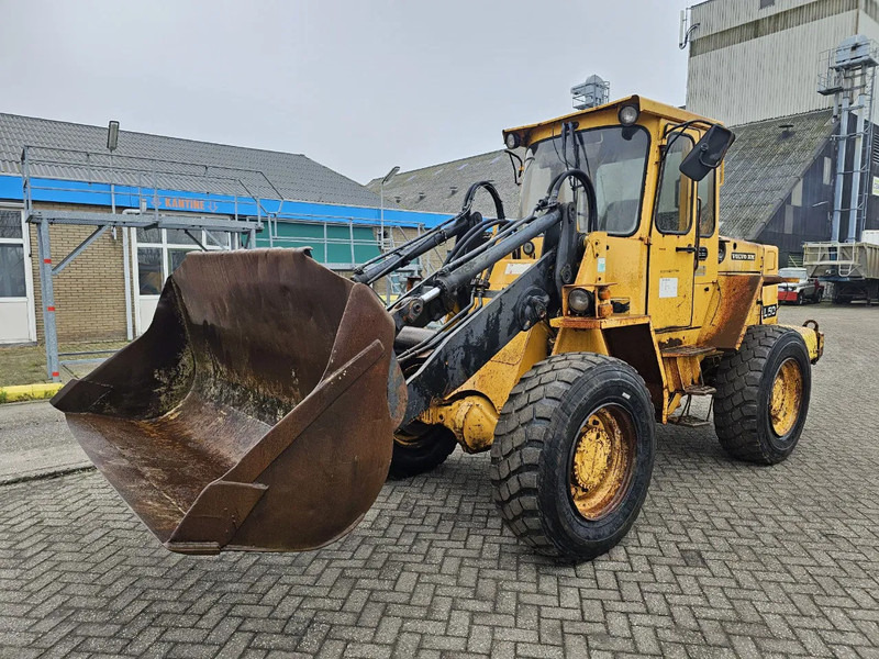 Volvo L50 - Kolový nakladač: obrázek 1 Volvo L50 - Kolový nakladač: obrázek 1