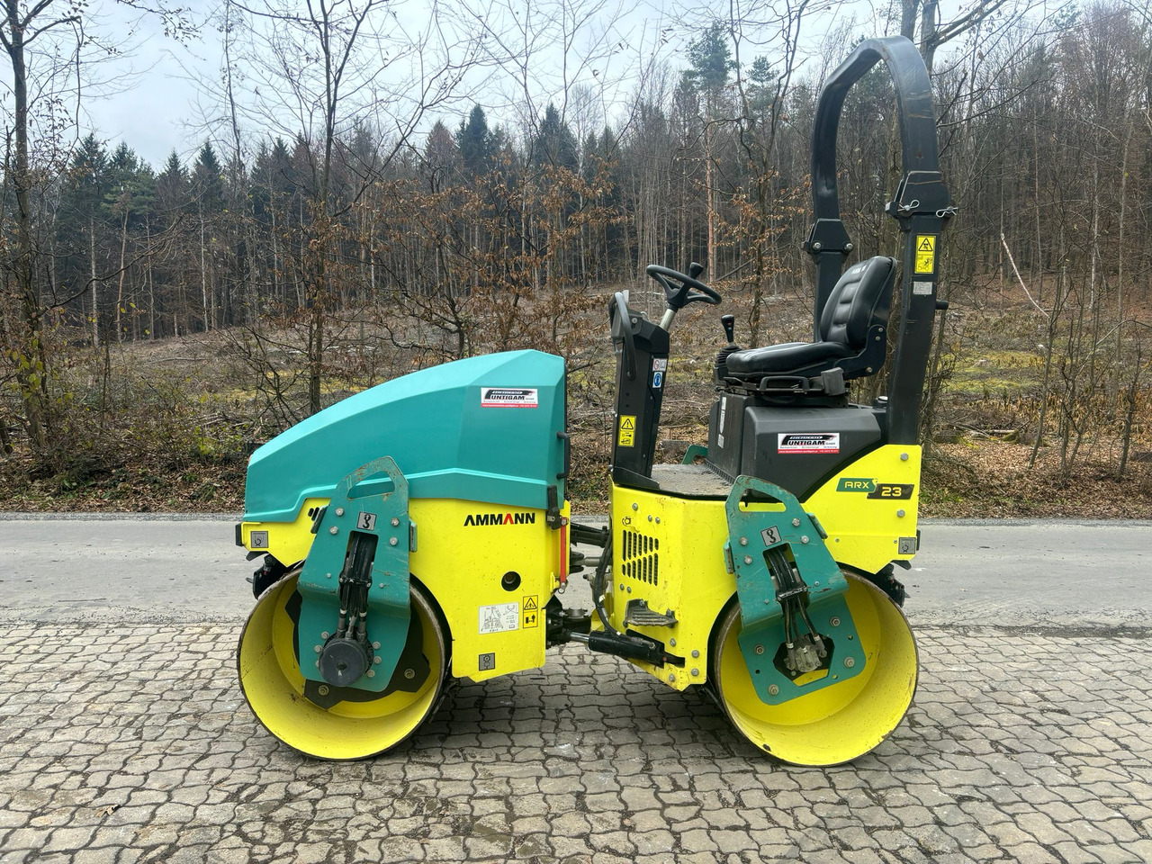 AMMANN ARX 23 - Silniční válec: obrázek 1 AMMANN ARX 23 - Silniční válec: obrázek 1