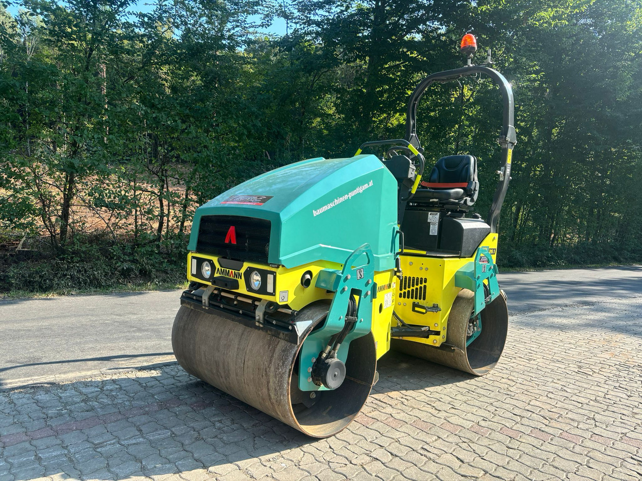 AMMANN ARX 26.1 - Mini válec: obrázek 3 AMMANN ARX 26.1 - Mini válec: obrázek 3