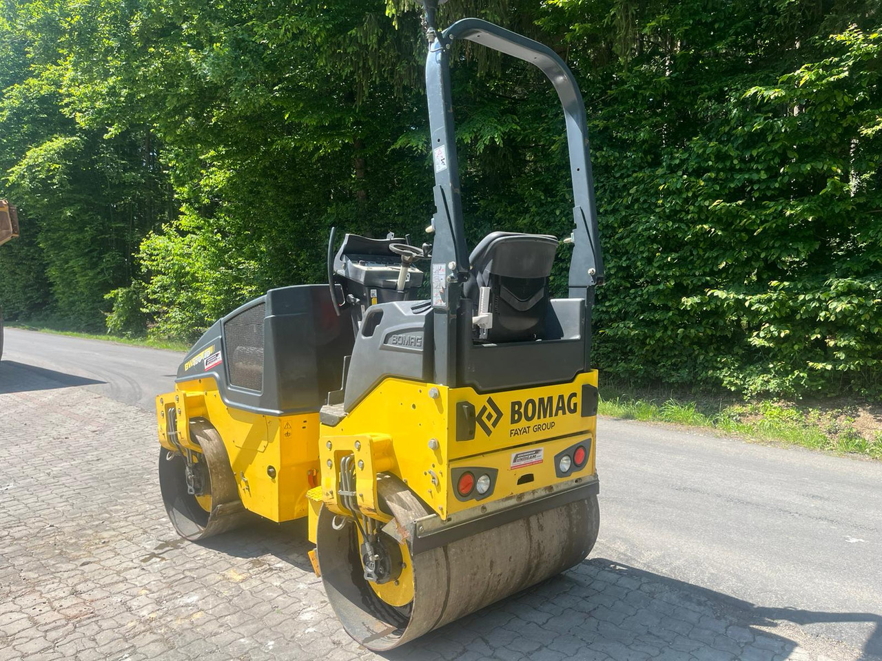 BOMAG BW 120 AD-5 - Mini válec: obrázek 5 BOMAG BW 120 AD-5 - Mini válec: obrázek 5